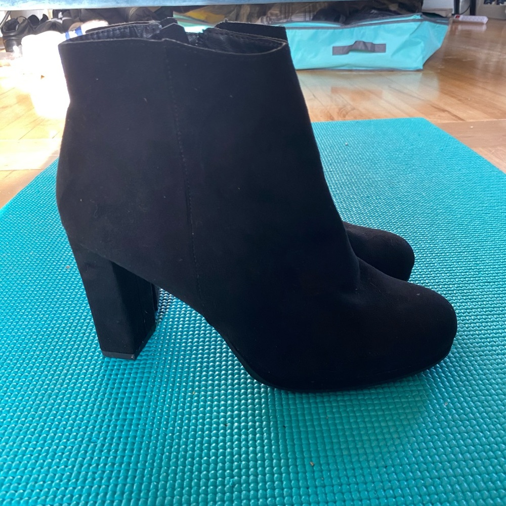 Black suede booty